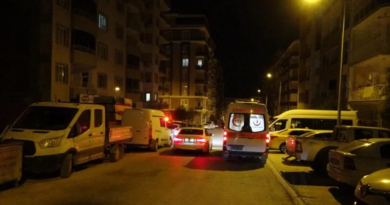 Yakınlarının haber alamadığı yaşlı kadın evinde yarı çıplak halde ölü bulundu