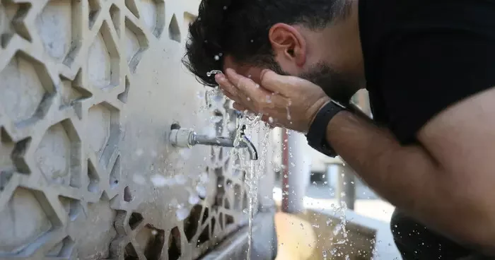 Gaziantep ve çevre illerde kavurucu sıcaklar etkisini sürdürüyor