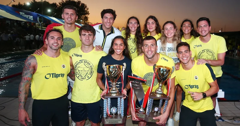 Fenerbahçe yüzme şubesi, Türkiye Şampiyonası’nda 6 kupanın 5 ini kazandı