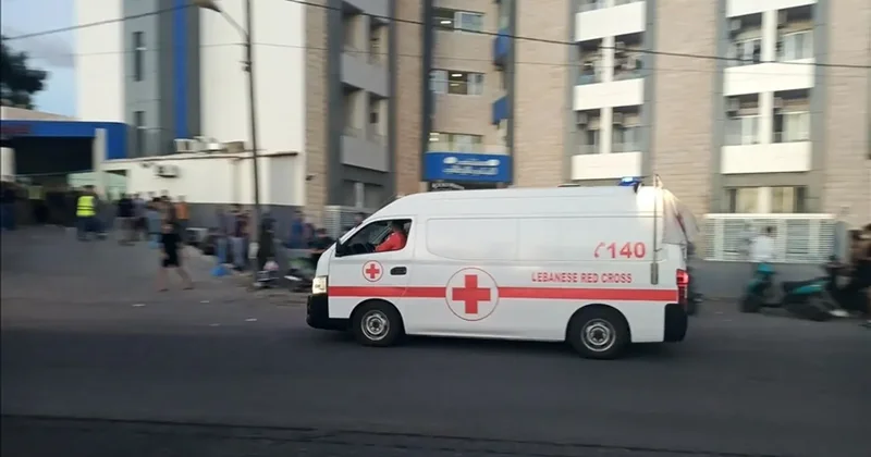 Lübnan da bina yangını: 3 ölü çok sayıda yaralı var!