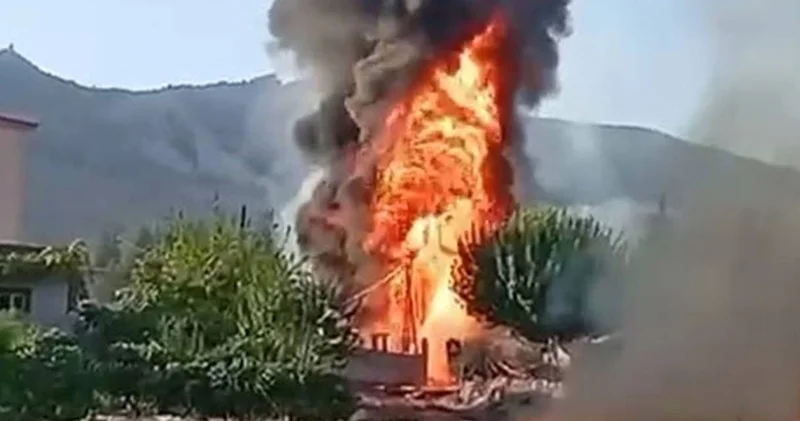 Şırnak’ta boru hattından sızan petrol alev aldı