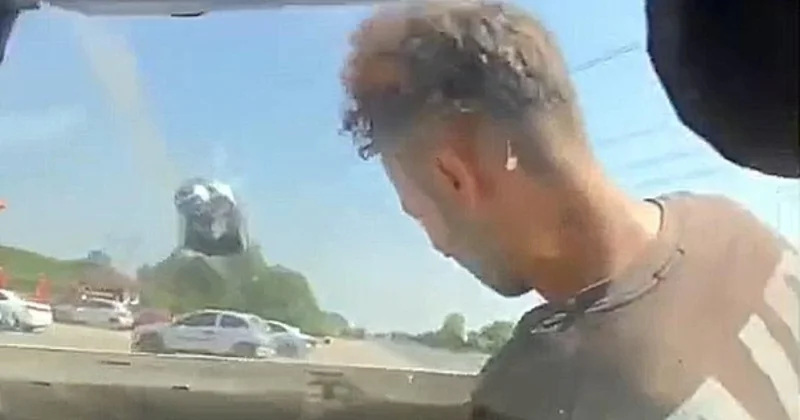 Seyir halinde kaput üzerinde motor kontrolü