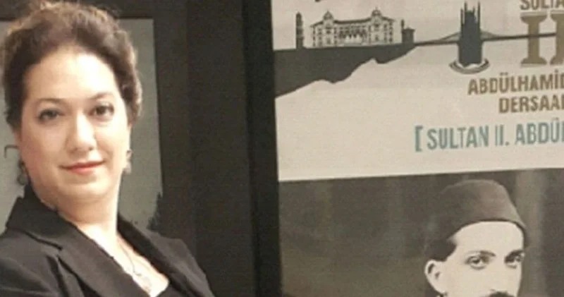 Abdülhamit in torunu AKP yi topa tuttu