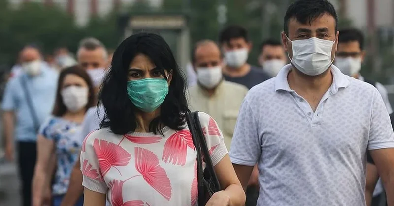 Maskeler geri mi dönüyor? Kötü haber geldi, Türkiye de Covid 19 vakaları arttı Sözcü Gazetesi