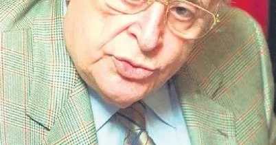 YAVUZ DONAT Siyaset... ‘Halay gibidir’