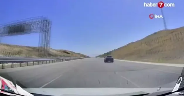 İnsanların canını hiçe sayarak otoyolda ters yönden ilerledi! O anlar kamerada