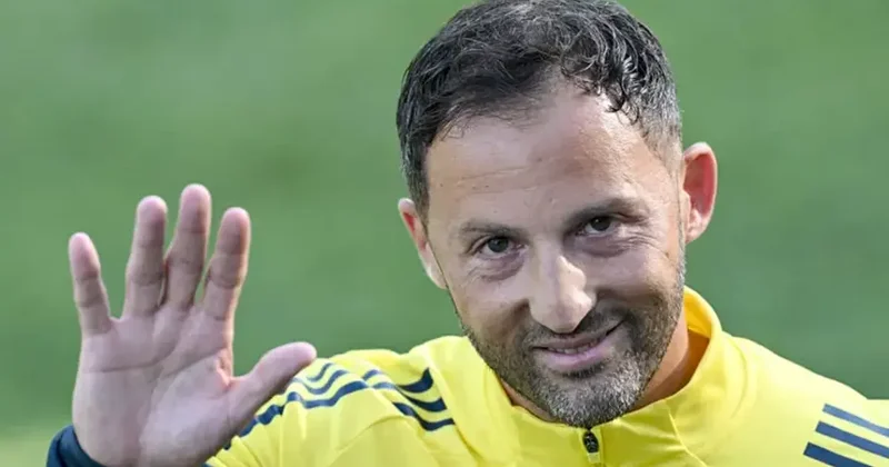 Fenerbahçe de yeni teknik direktör Tedesco ilk antrenmanına çıktı! Trabzonspor maçına kadar tesislerde kalacak Fanatik Gazetesi Fenerbahçe (FB) Haberleri Spor