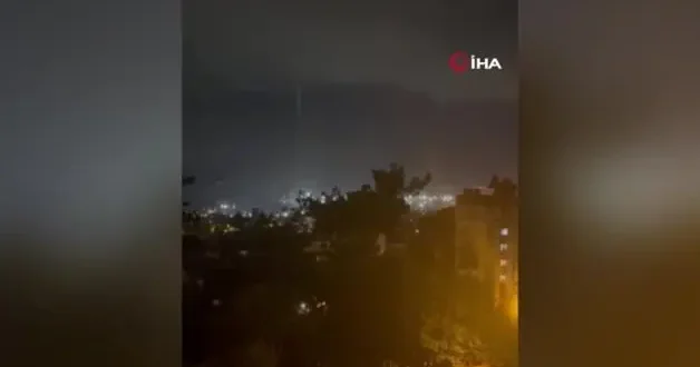 Hatay’da gece saatlerinde Akdeniz’de hortum! Korkutan anlar kamerada