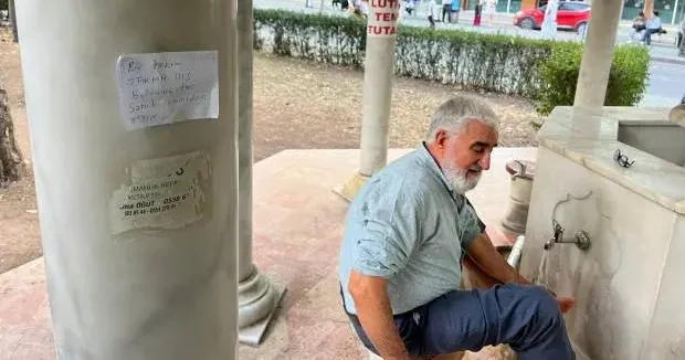 Eskişehir haberleri Cemaati şaşkına çeviren olay! Abdest alırken unuttu... 10 Eylül 2025