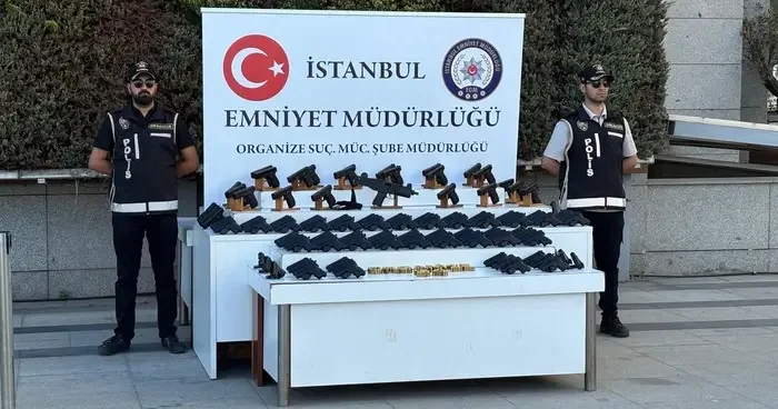 İstanbul da motosikletli suç çetelerine operasyon: 105 gözaltı