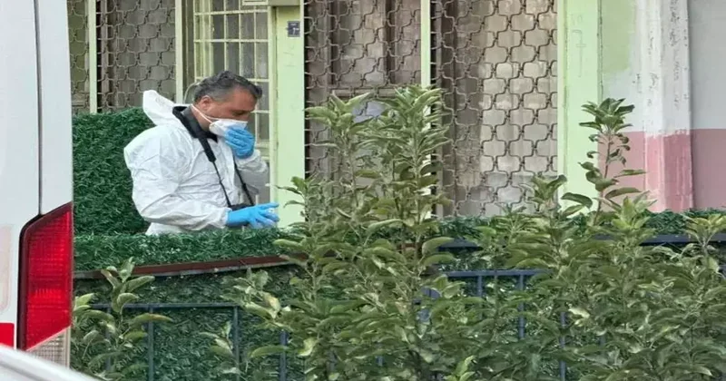 Anne ve 5 yaşındaki kızının 10 günlük cesetleri bulundu, 18 yaşındaki küçük oğlu gözaltına alındı!