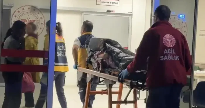Yeni doğan bebeğini terasa bıraktı, ekipler cansız bedeniyle karşılaştı