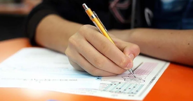 KPSS sonuçları açıklandı: Bir soru iptal edildi