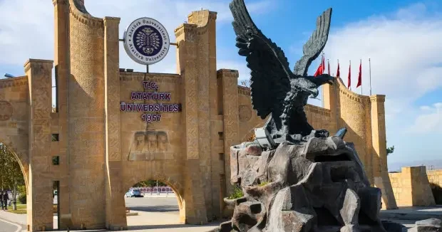 Erzurum haberleri Atatürk Üniversitesi dünya sıralamasında ilk binde girdi 10 Ekim 2025