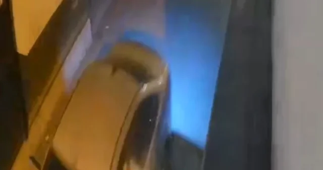 Boşanma aşamasındaki eşinin kardeşlerinden korktuğu için polis gibi davranıp, ateş etmiş Adana Haberleri