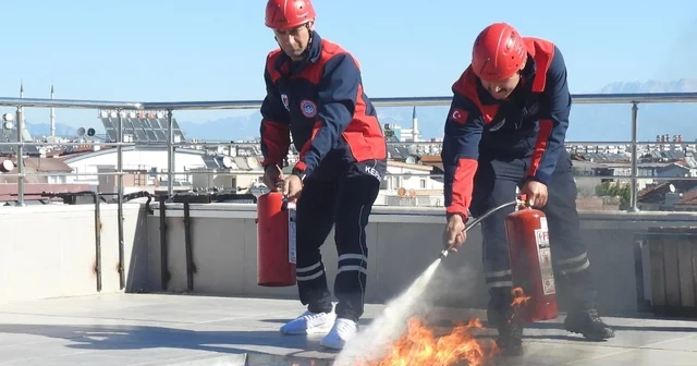 Kepez de deprem ve yangın tatbikatı yapıldı Antalya Haberleri