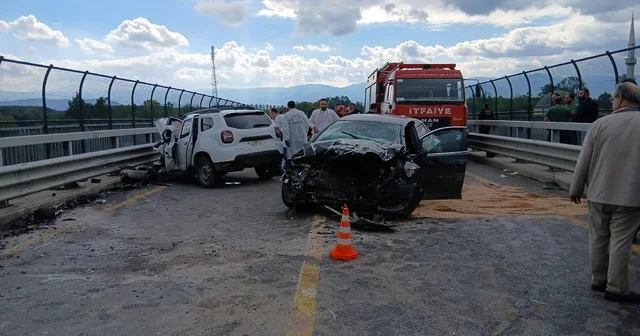 Jandarma aracı otomobille çarpıştı: 2 şehit Sakarya Haberleri