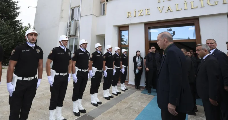 Cumhurbaşkanı Erdoğan, Rize Valiliğini ziyaret etti
