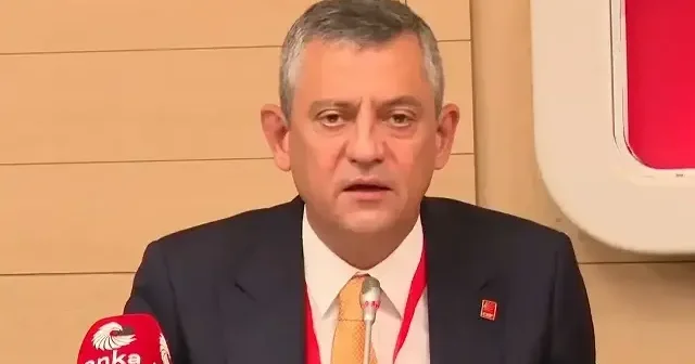 Özgür Özel bu kez de İspanya da Türkiye’yi şikayet etti: Geleceğin cumhurbaşkanına darbe yapıldı VİDEO İZLE