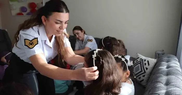 Yozgat İl Jandarma Komutanlığı kız çocuklarını unutmadı