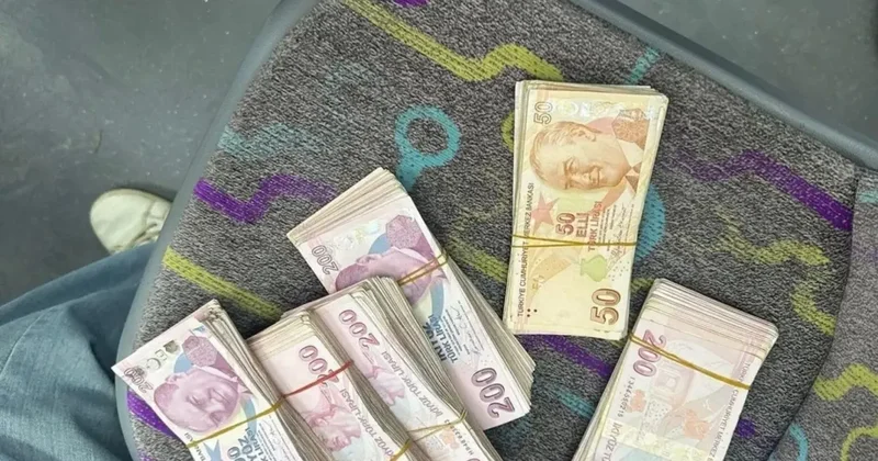 103 bin liralık poşeti bulan otobüs şoförü, parayı sahibine ulaştırdı