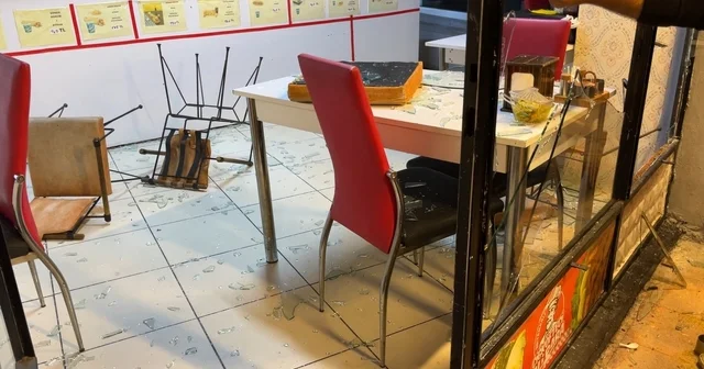 Bolu da dönerciye sopalı ve yumruklu saldırı kamerada: 1 yaralı Bolu Haberleri