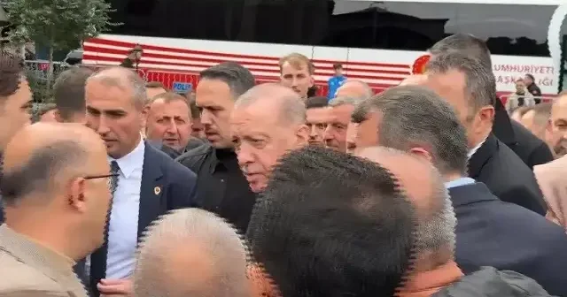 Cumhurbaşkanı Erdoğan Rize programına başladı: Güneysu’da Cuma Namazı kıldı VİDEO İZLE