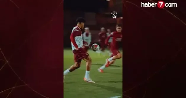 Mauro Icardi den antrenmanda şık gol
