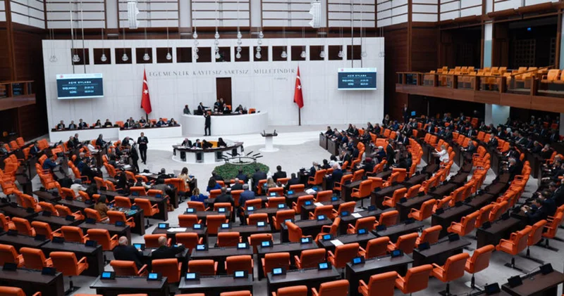 4 kanun teklifi kabul edildi