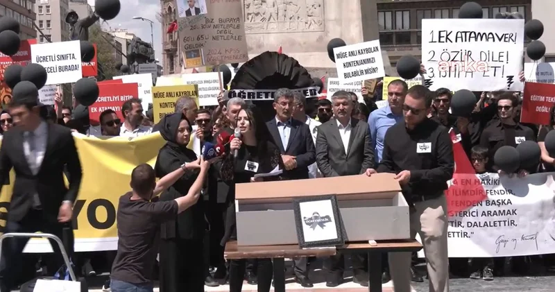 Öğretmenlerden MEB e tabutlu protesto