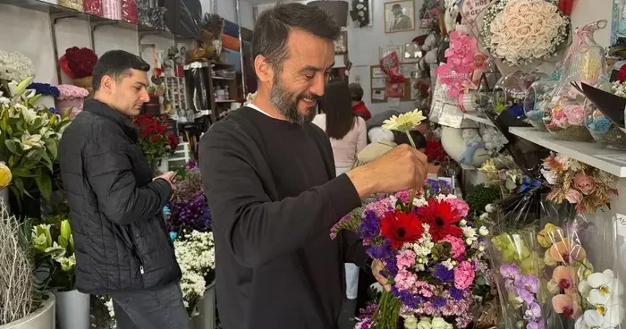 İstanbul daki çiçekçilerde Anneler Günü hareketliliği