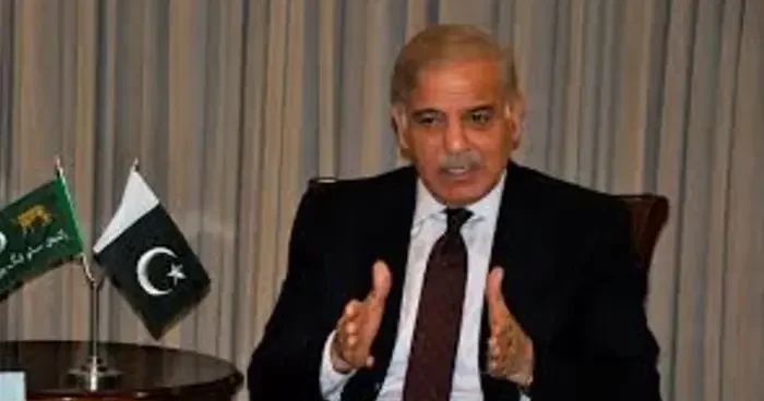 Pakistan Başbakanı Şerif, Hindistan a karşı tarihi başarı elde ettiklerini söyledi