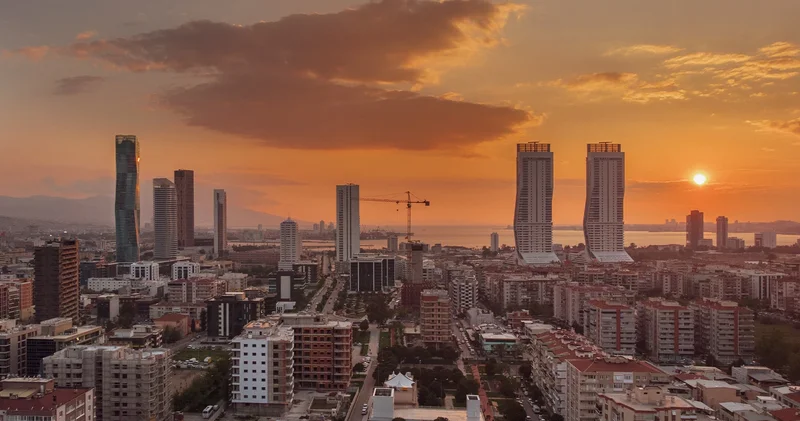 Afet raporunda yer aldı! İzmir de kaçacak yer kalmadı