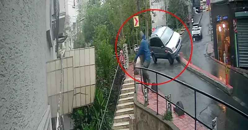 Beyoğlu nda takla atan otomobilin altında kalmaktan son anda kurtuldu
