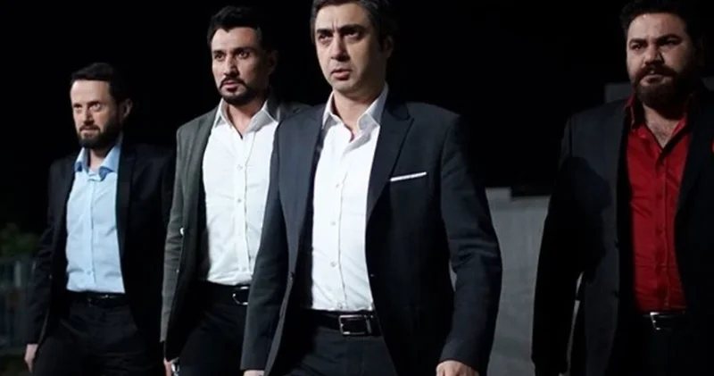 Kurtlar Vadisi nin sevilen ismiydi... Kötü haberi duyurup dua istedi