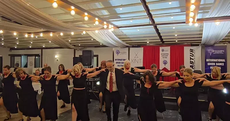 Kadıköy’de Uluslararası Yunan Dans Festivali düzenlendi