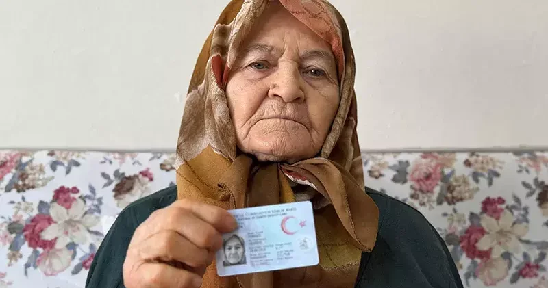 109 yaşındaki kadına ‘Anneler Günü’ kutlaması