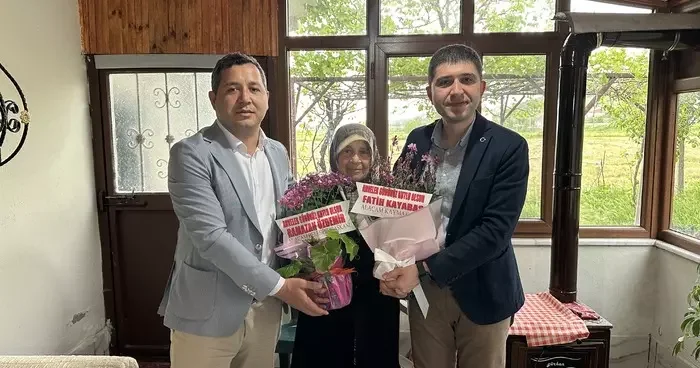 Samsun da 15 Temmuz şehidinin annesine Anneler Günü ziyareti