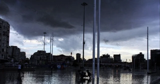 Yağışlar geri dönüyor: Bu bölgelerde 3 4 gün durmayacak! Yarın (12 Mayıs) İstanbul da hava nasıl olacak? İşte meteoroloji tahminleri Son Dakika Haberleri