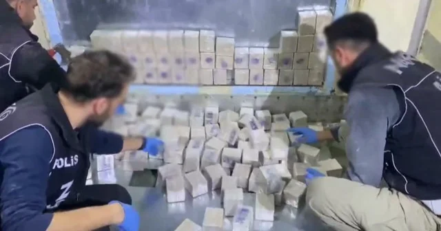 Gürbulak Sınır Kapısı nda 69 kilo eroin ele geçirildi VİDEO İZLE