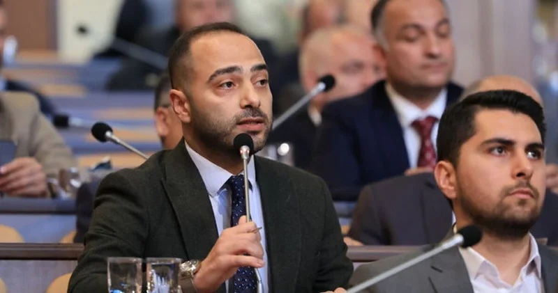 ERAY KARADENİZ KİMDİR? Gaziosmanpaşa Belediyesi Başkanvekilliğine seçilen AK Parti li Eray Karadeniz kaç yaşında, nereli ve hangi görevlerde bulundu?