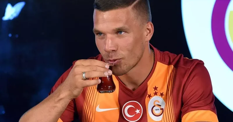 Lukas Podolksi nin Sane paylaşımına yorum yağıyor