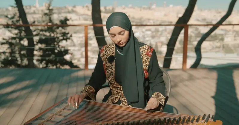 KADEM den etkileyici belgesel: Filistinli iki kadın sanatçının hikayesi