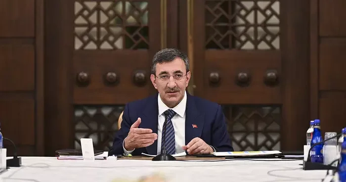 Cevdet Yılmaz dan gündem yaratacak CHP ve İmamoğlu çıkışı: İki alternatif var!