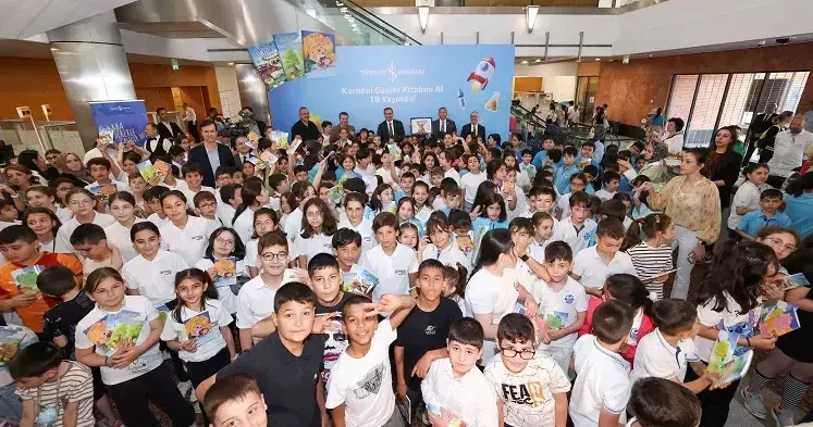 İş Bankası ‘Karneni Göster Kitabını Al’ kampanyası 18 yaşında