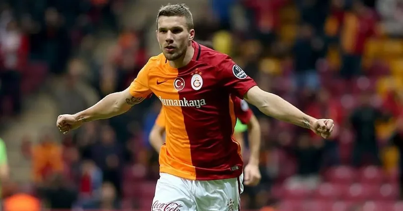 Haberler sonrası Podolski den Sane ve Galatasaray paylaşımı