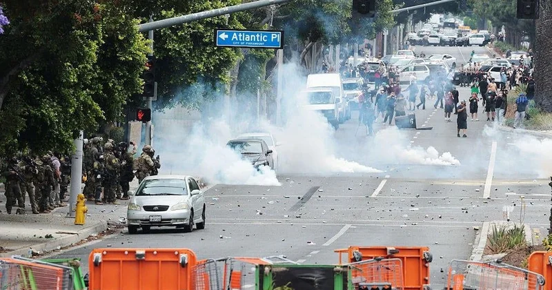 Protestolar yayılıyor: Los Angeles sokakları yanıyor Sözcü Gazetesi