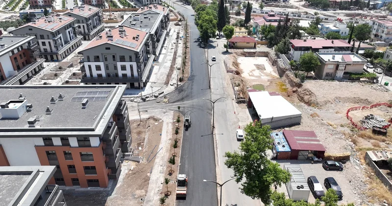 Kahramanmaraş Azerbaycan Mahallesi’nin yolları asfaltlanıyor