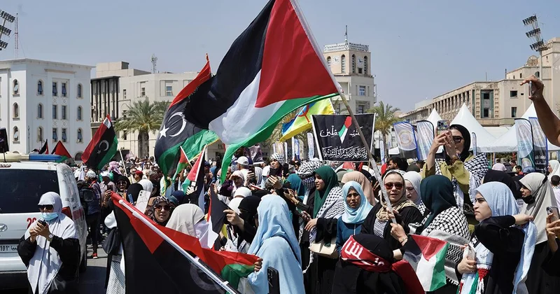 Gazze’ye ilerleyen Mağrib Direniş Konvoyu Libya nın Tacura kentine ulaştı