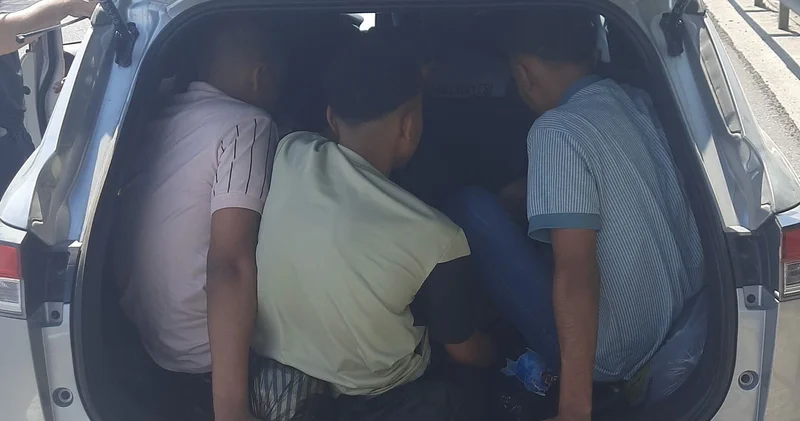 Bagajdan eşya değil, düzensiz göçmen çıktı
